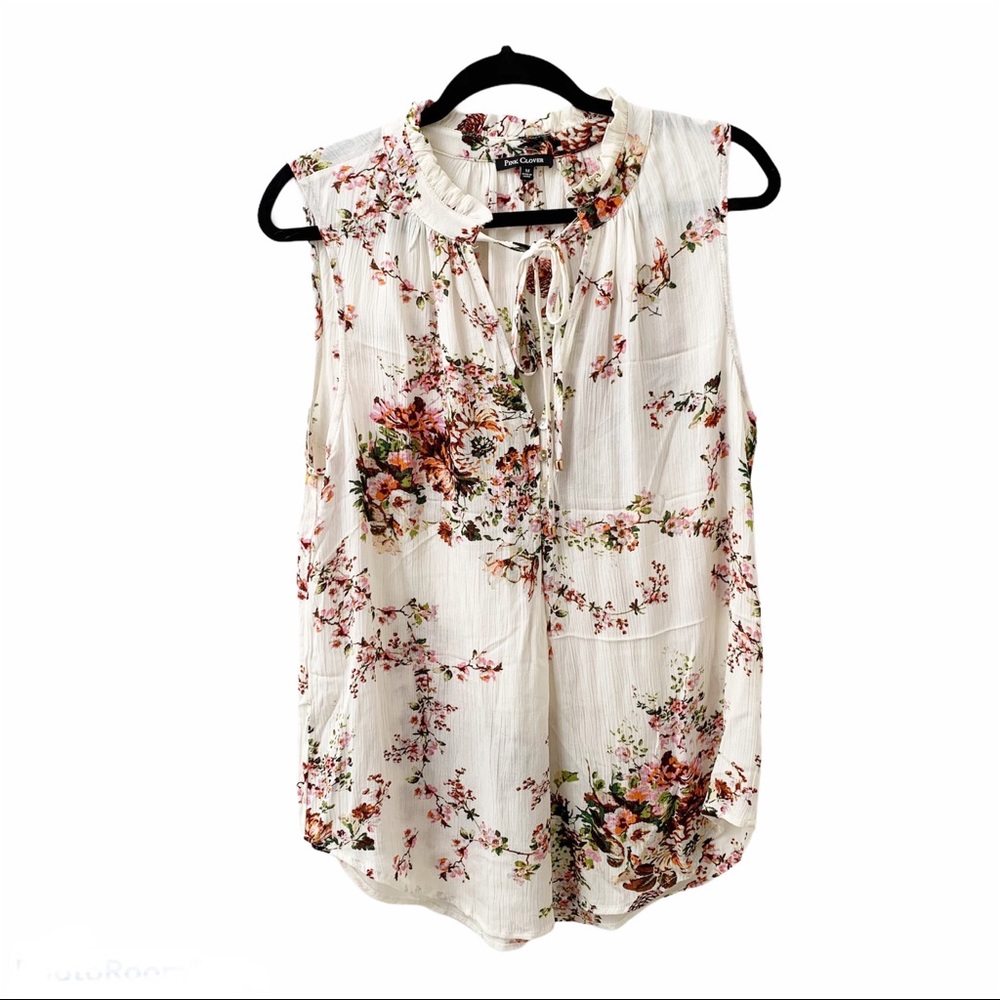 Pink Clover Sleeveless Floral Blouse